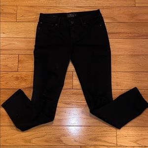 NWOT, never worn Lucky Brand Black Skinny Jeans
